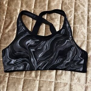 PINK Victoria's Secret Black and Gray Marble-Print Sports Bra